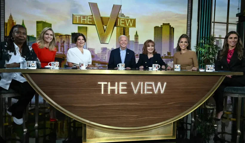 US President Joe Biden (C) attends a live interview on ABC's "The View" in New York on September 25, 2024. The hosts (L-R) are Whoopi Goldberg, Sara Haines, Ana Navarro, Joy Behar, Sunny Hostin, and Alyssa Farah Griffin. (Photo by ANDREW CABALLERO-REYNOLDS / AFP) (Photo by ANDREW CABALLERO-REYNOLDS/AFP via Getty Images)