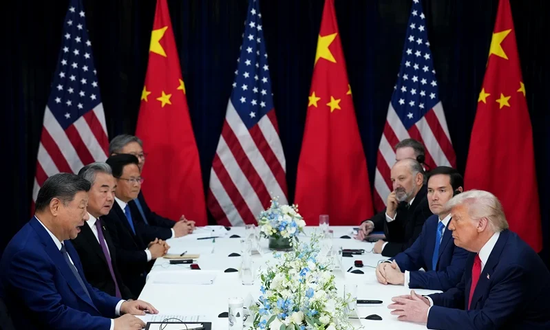 BUSAN, SOUTH KOREA - OCTOBER 30: U.S. President Donald Trump (R) speaks with Chinese President Xi Jinping during a bilateral meeting at Gimhae Air Base on October 30, 2025 in Busan, South Korea. Trump is meeting Xi for the first time since taking office for his second term, following months of growing tension between both countries. (Photo by Andrew Harnik/Getty Images)